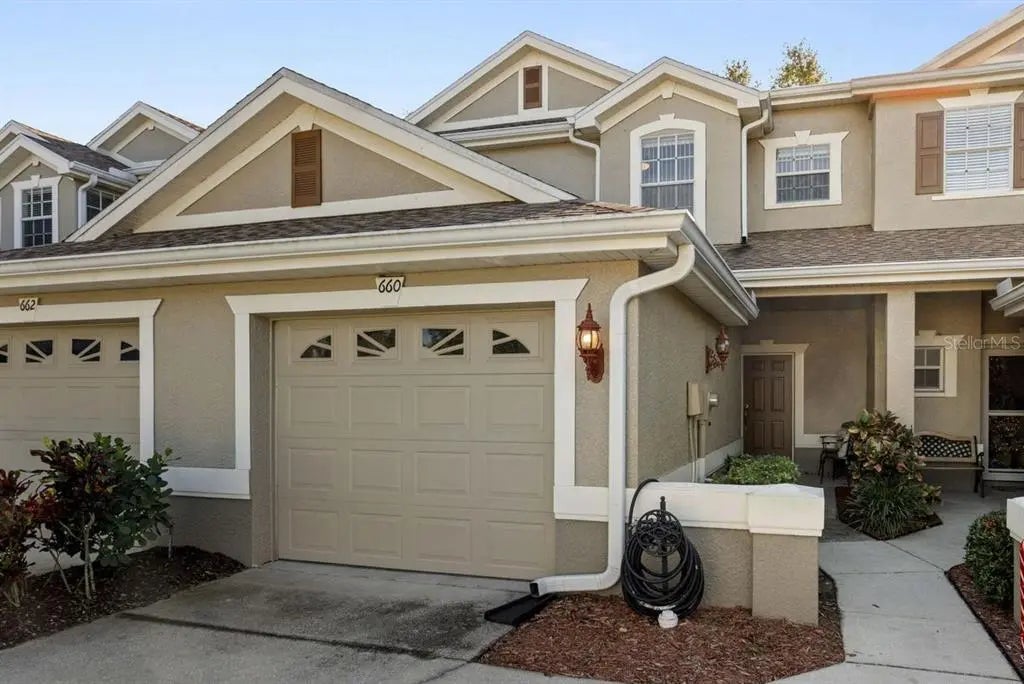 660 Spring Lake Circle, TARPON SPRINGS