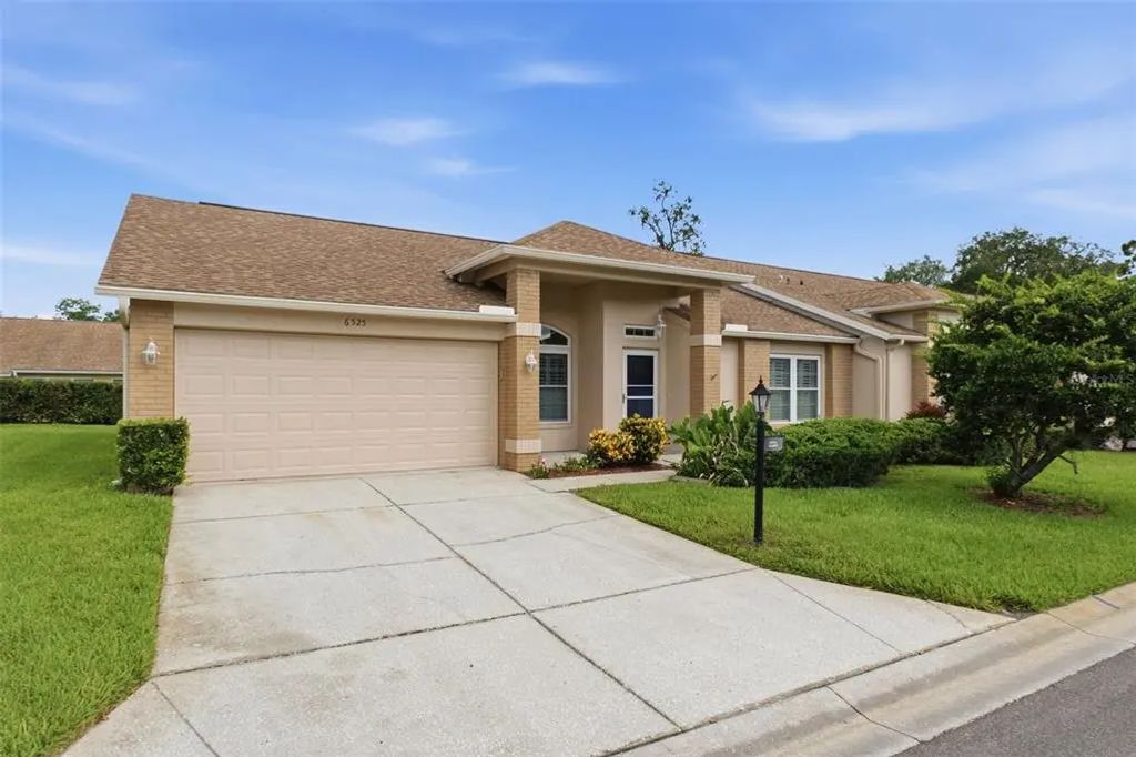6525 Pine Walk Drive, NEW PORT RICHEY