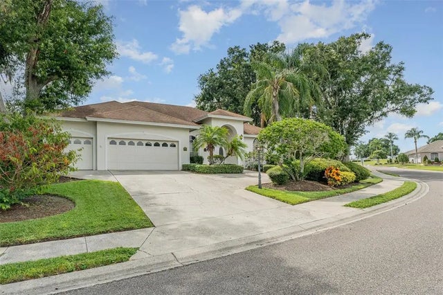6850 Huntington Hills Boulevard, LAKELAND