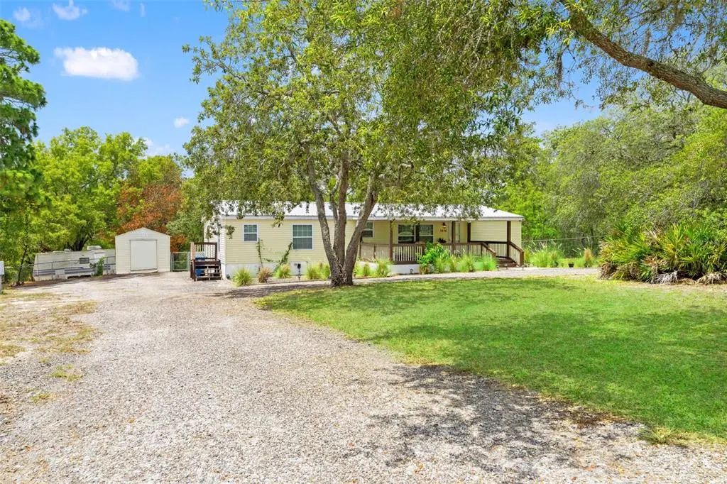 7876 Ridge Road, WEEKI WACHEE