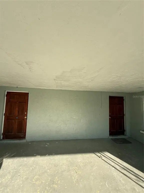 7 Manor Court, ENGLEWOOD