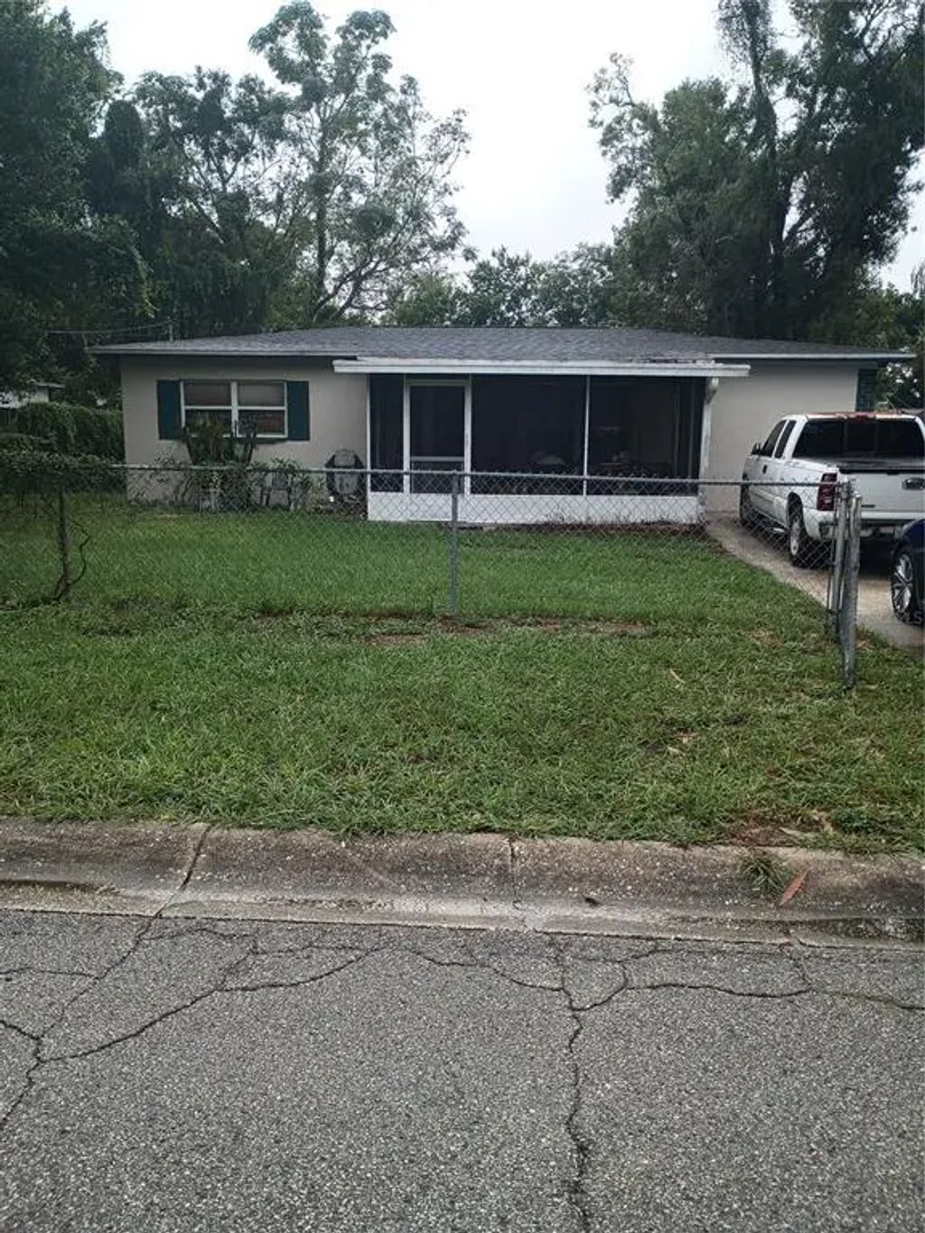 7017 Tamarack Drive, TAMPA