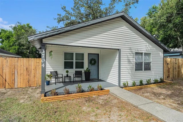 3704 Carroway Street, TAMPA