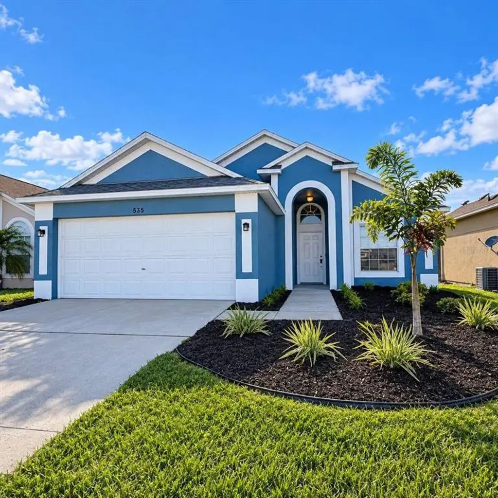 535 Rollins Drive, DAVENPORT