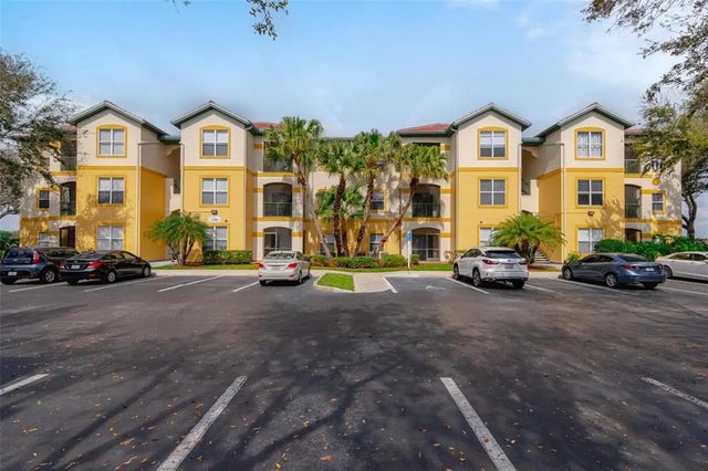 11490 Villa Grand 221, FORT MYERS