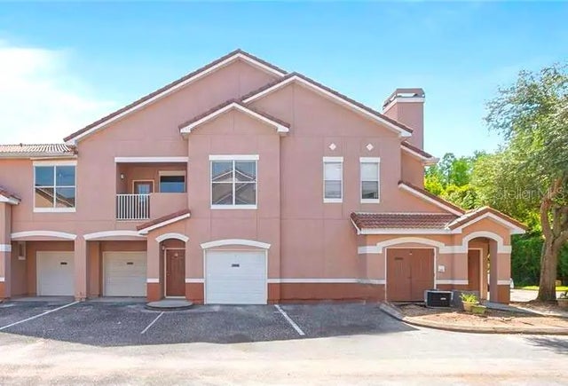 18128 Villa Creek Drive 18128, TAMPA