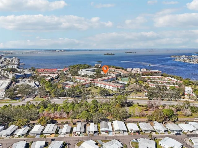 2700 Bayshore Boulevard 1305, DUNEDIN