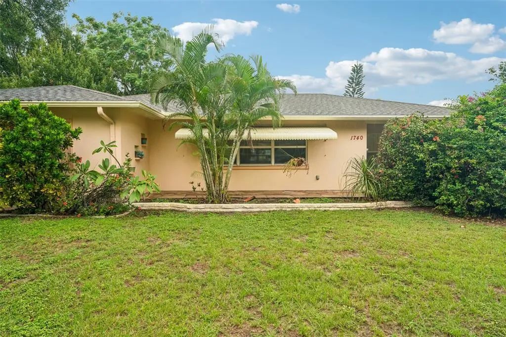 1740 Cleveland Street, CLEARWATER
