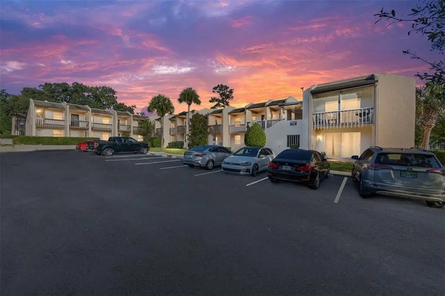 2437 Ne 6th Street 14, OCALA