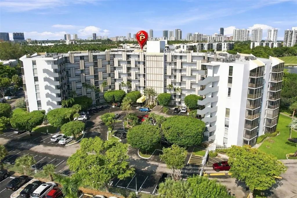 20400 W Country Club Drive 609, AVENTURA