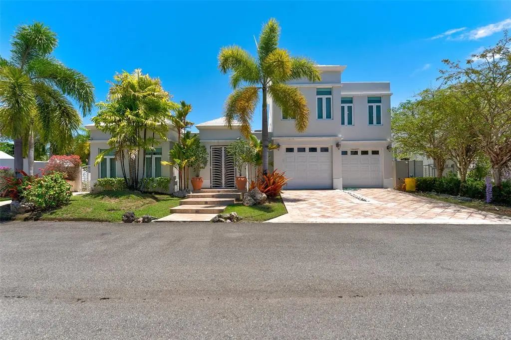 24 Paseo Las Palmas, DORADO, PR