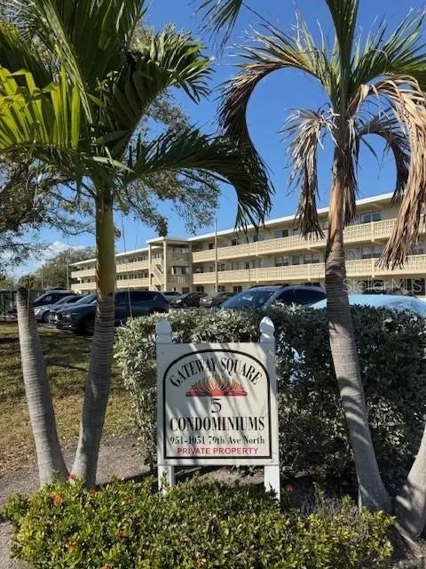 1051 79th Avenue N 202, ST PETERSBURG