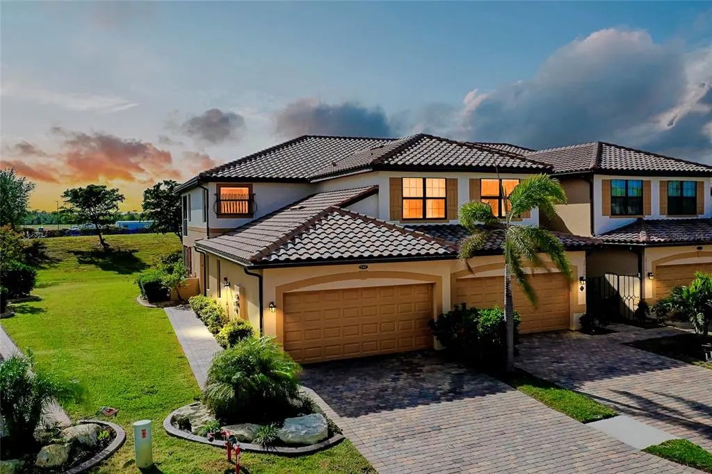 Photo of Listing #N6135913