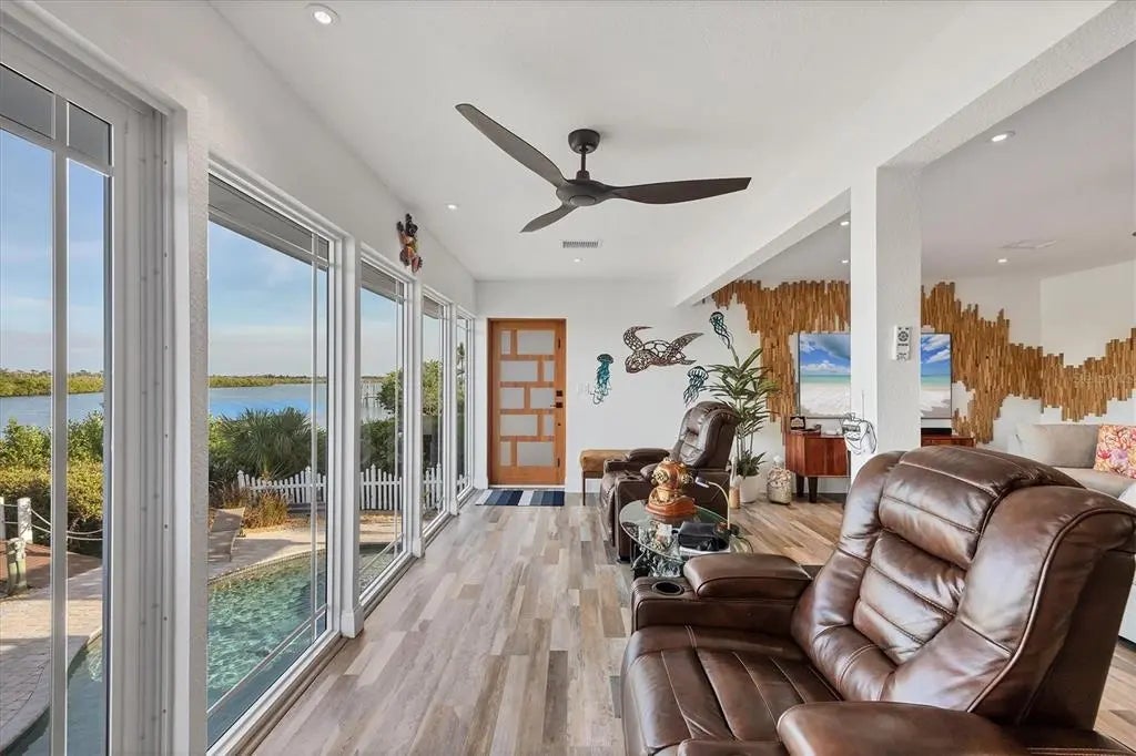 Gulf Shores Realty: 12 75b9b5ca9d5100ff3b93e8642a8d1fb8 l