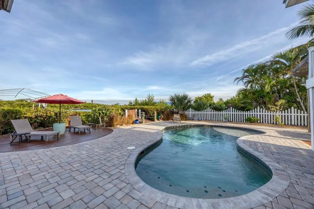 Gulf Shores Realty: 51 d642e32a728e05ad5762d3ef23ec4da3 l