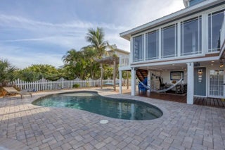 Gulf Shores Realty: 52 3a26fd2254af146af45c2a558e74ced5 s