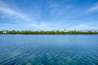 Gulf Shores Realty: 55 394fc5a6489fcc021c0cb9ddd1a2d8b8 s