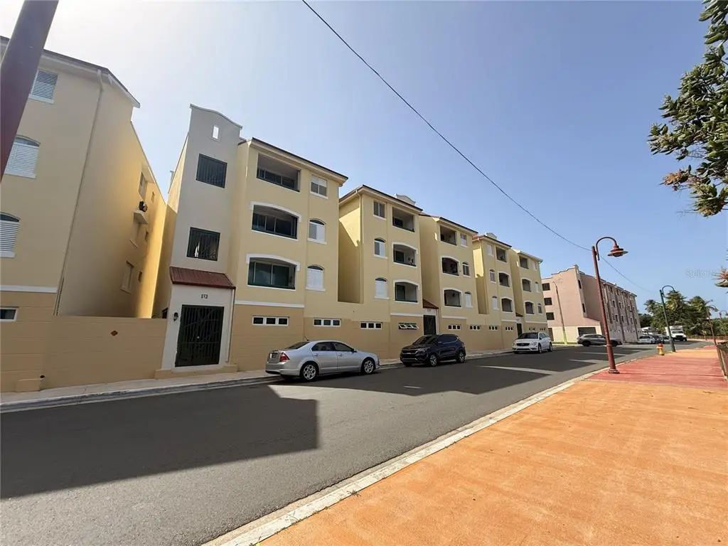 Pr-684 Condo. Marina Iii B-803, BARCELONETA
