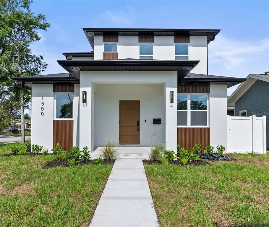 1500 49th Street N, ST PETERSBURG