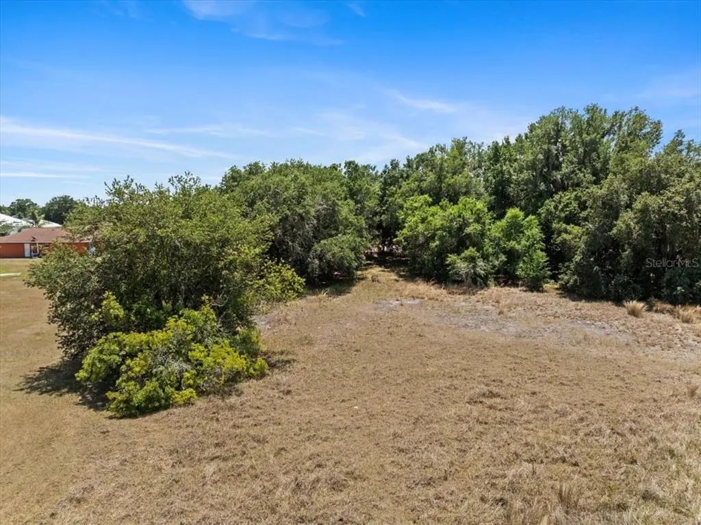 6916 Essex Way, SEBRING