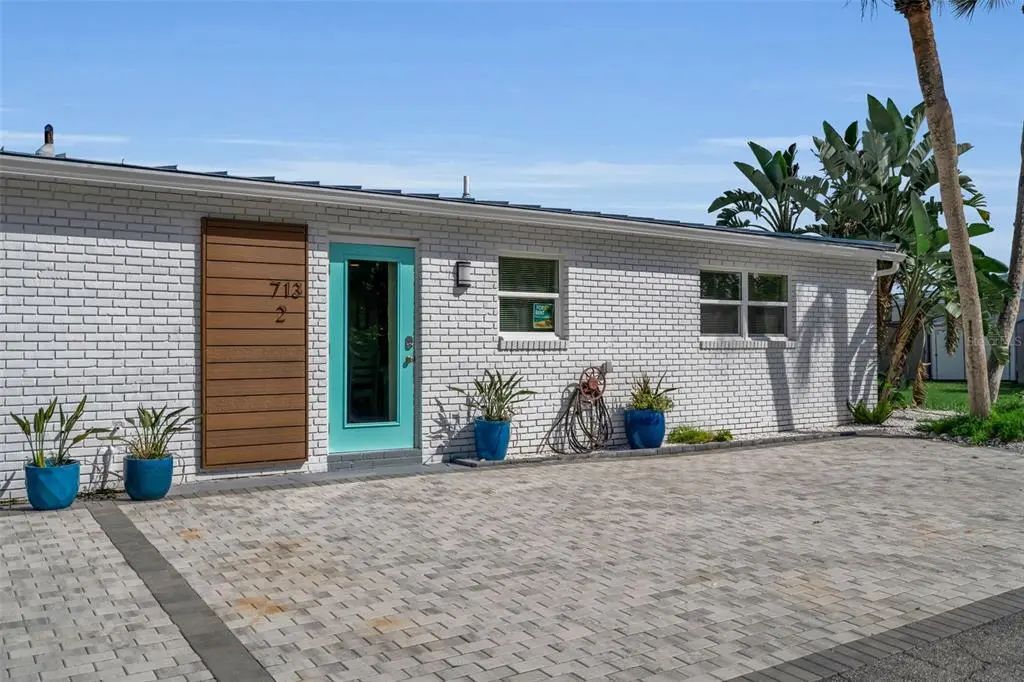 713 Saint Judes Drive S 2, LONGBOAT KEY