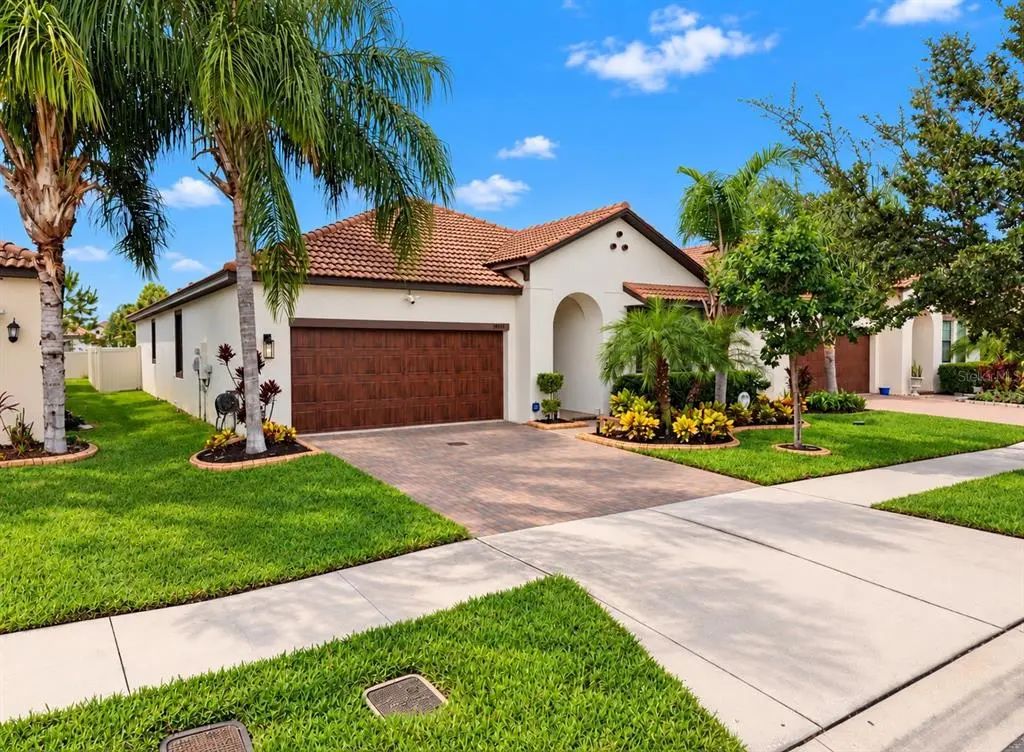 16835 Whisper Elm Street, WIMAUMA