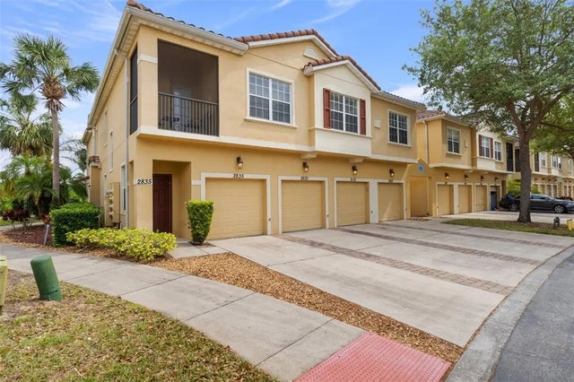 2835 Oakwater Dr 2835, KISSIMMEE