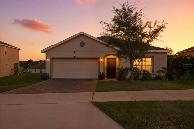 209 Luxmore Road, GROVELAND