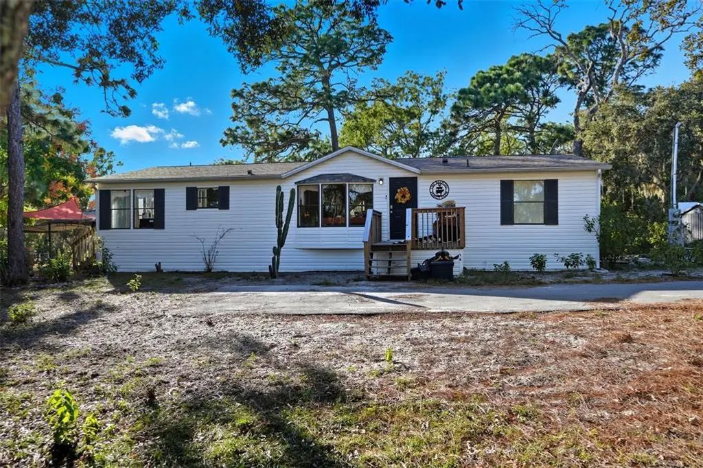 17539 Edwin Terrace, HUDSON