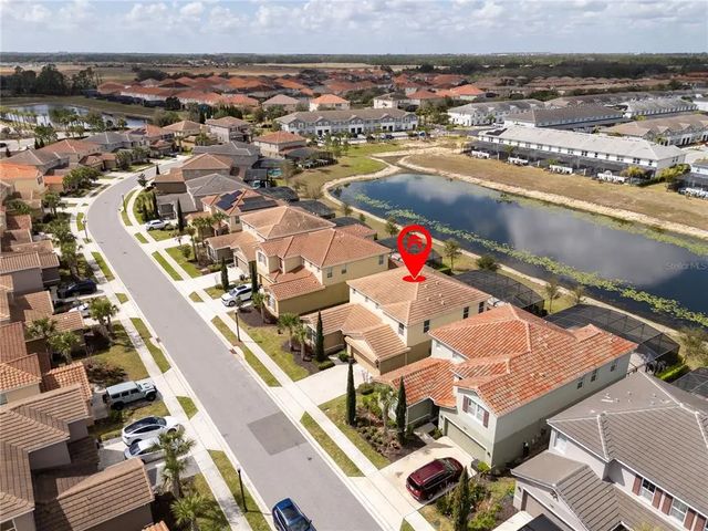 7560 Oakmoss Loop, DAVENPORT