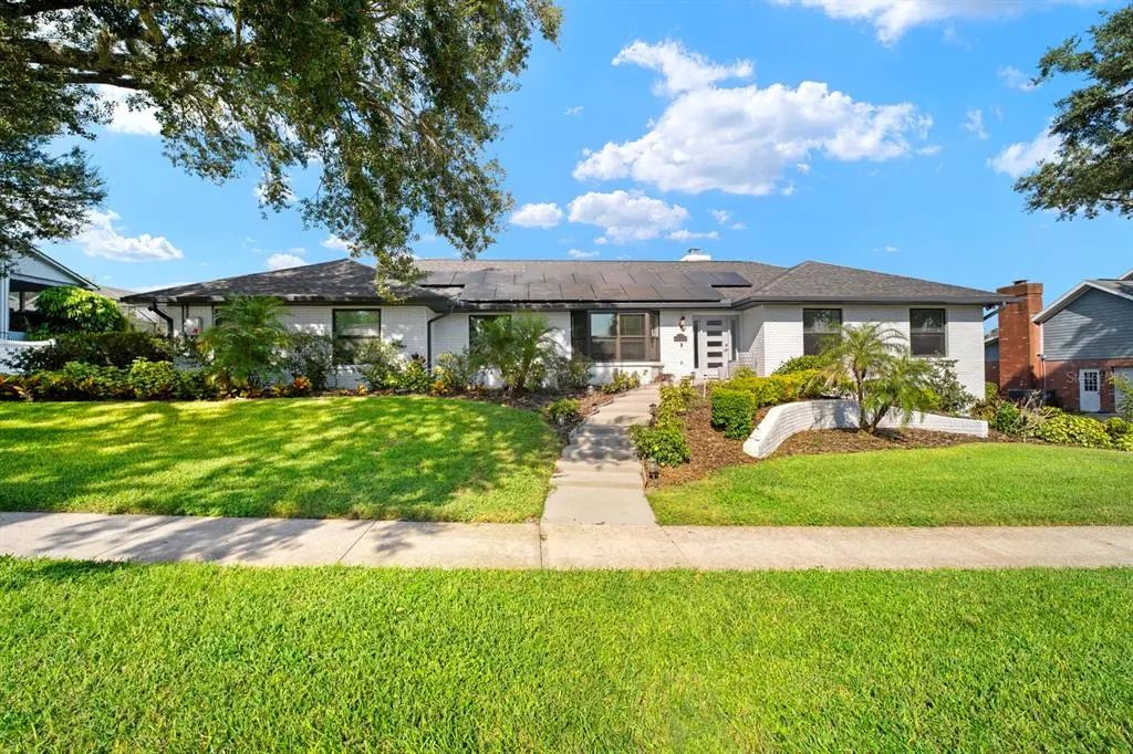 2709 Fairway View Drive, VALRICO