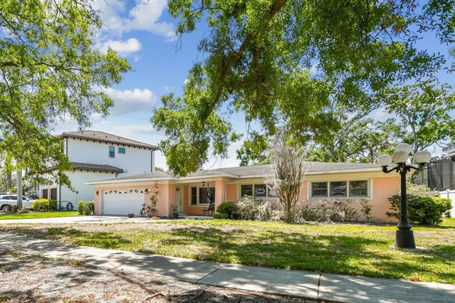 2607 S Bryant Circle, TAMPA