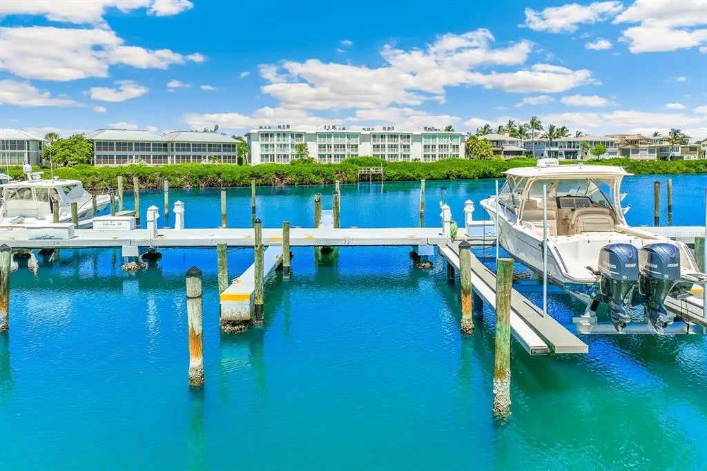 Photo of Listing #D6143243