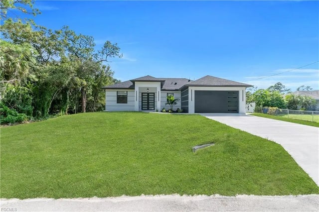 2903 Beluga Street, LEHIGH ACRES