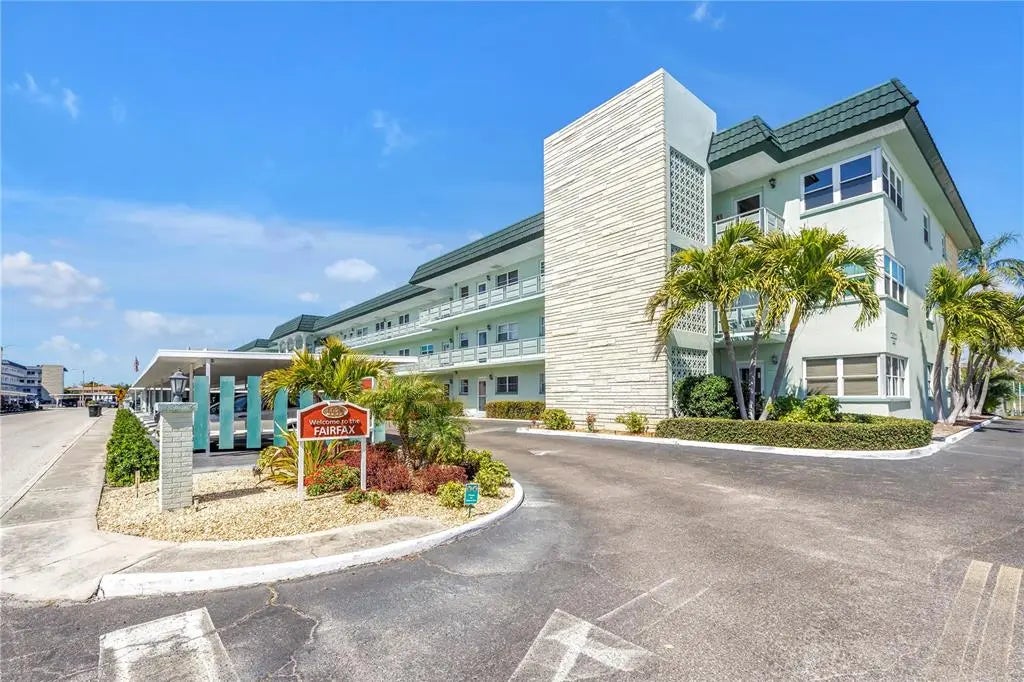 5935 30th Avenue S 105, GULFPORT