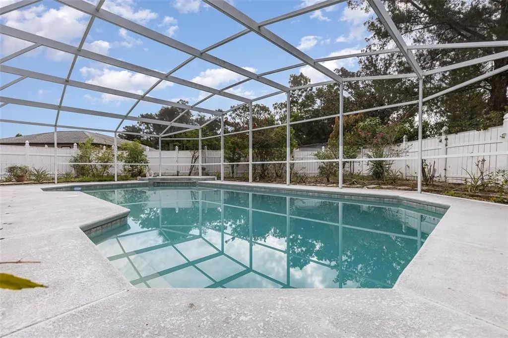 561 Glen Haven Drive, DELTONA