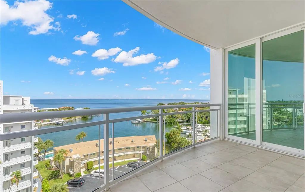 1325 Snell Isle Boulevard Ne 812, ST. PETERSBURG