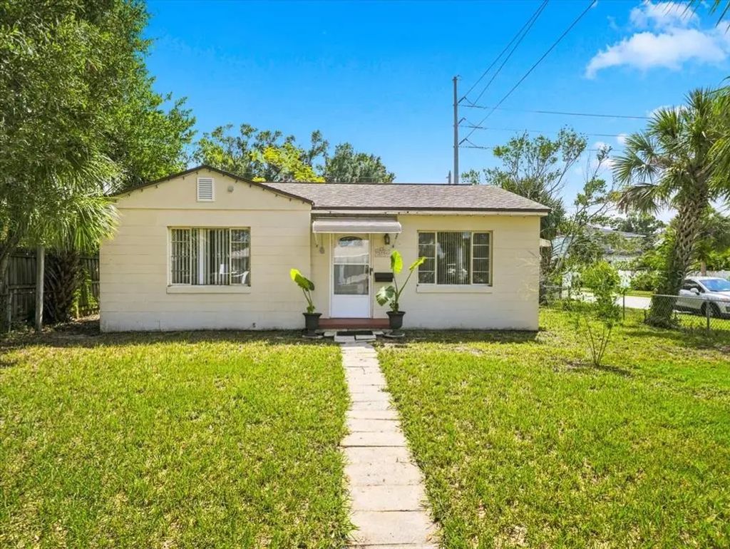 5054 4th Avenue S, ST. PETERSBURG