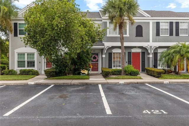 421 Countryside Key Boulevard, OLDSMAR