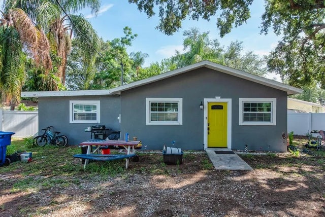 15741 Rhodes Road, CLEARWATER