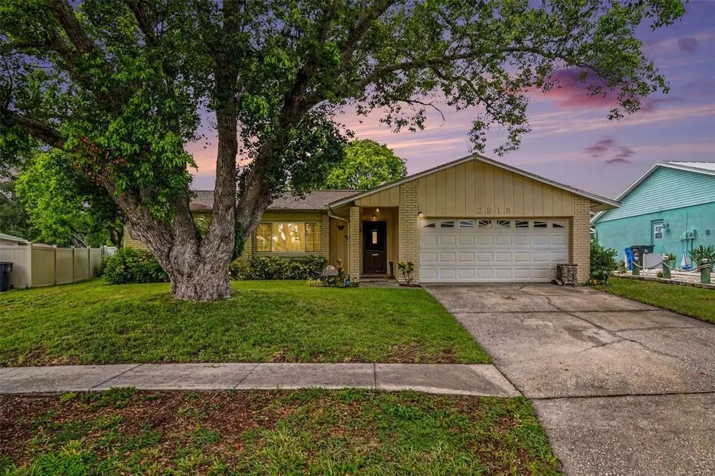 2815 Linden Tree Street, SEFFNER