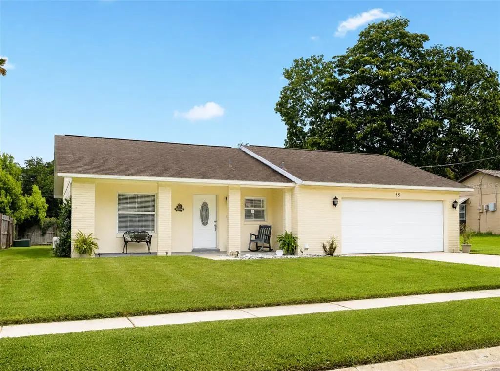 38 Laurel Oaks Circle, ORMOND BEACH