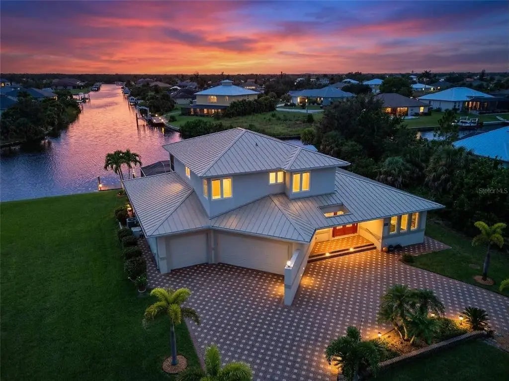 Photo of Listing #C7513988