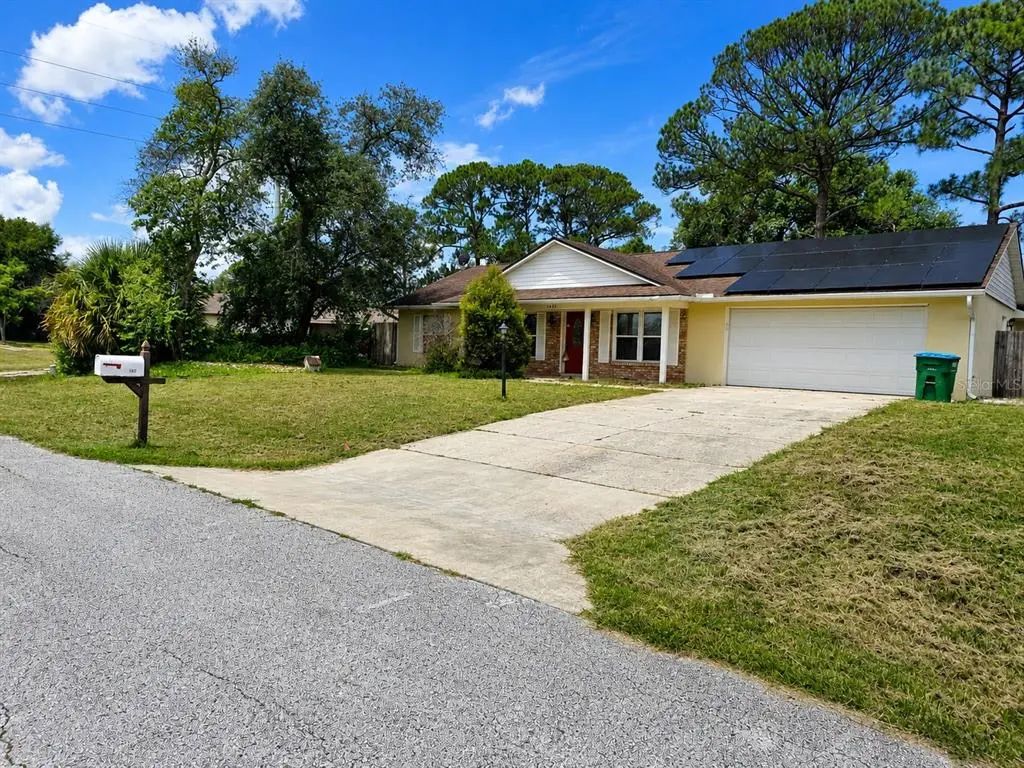 1432 Landover Avenue, DELTONA