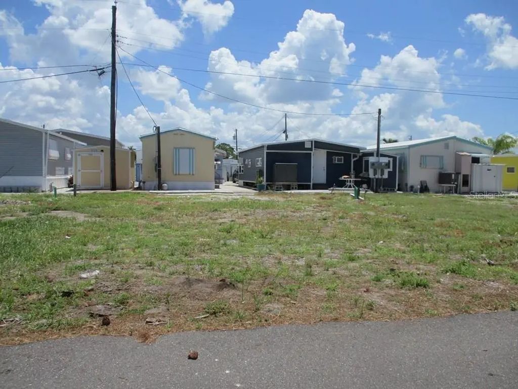 10315 Cortez Road W 10-5, BRADENTON