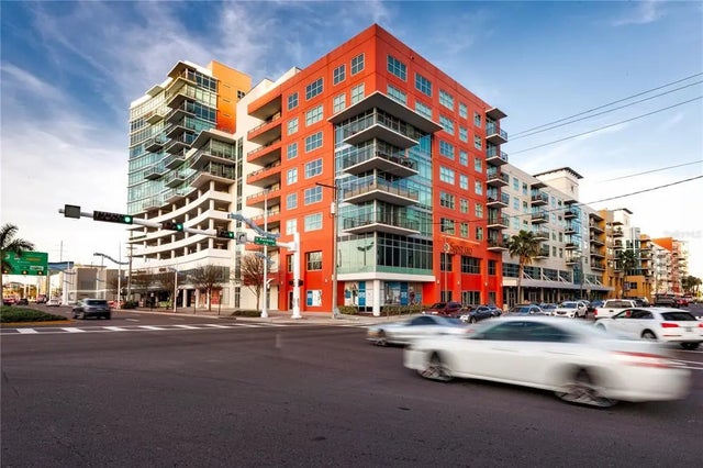 1208 E Kennedy Boulevard 724, TAMPA