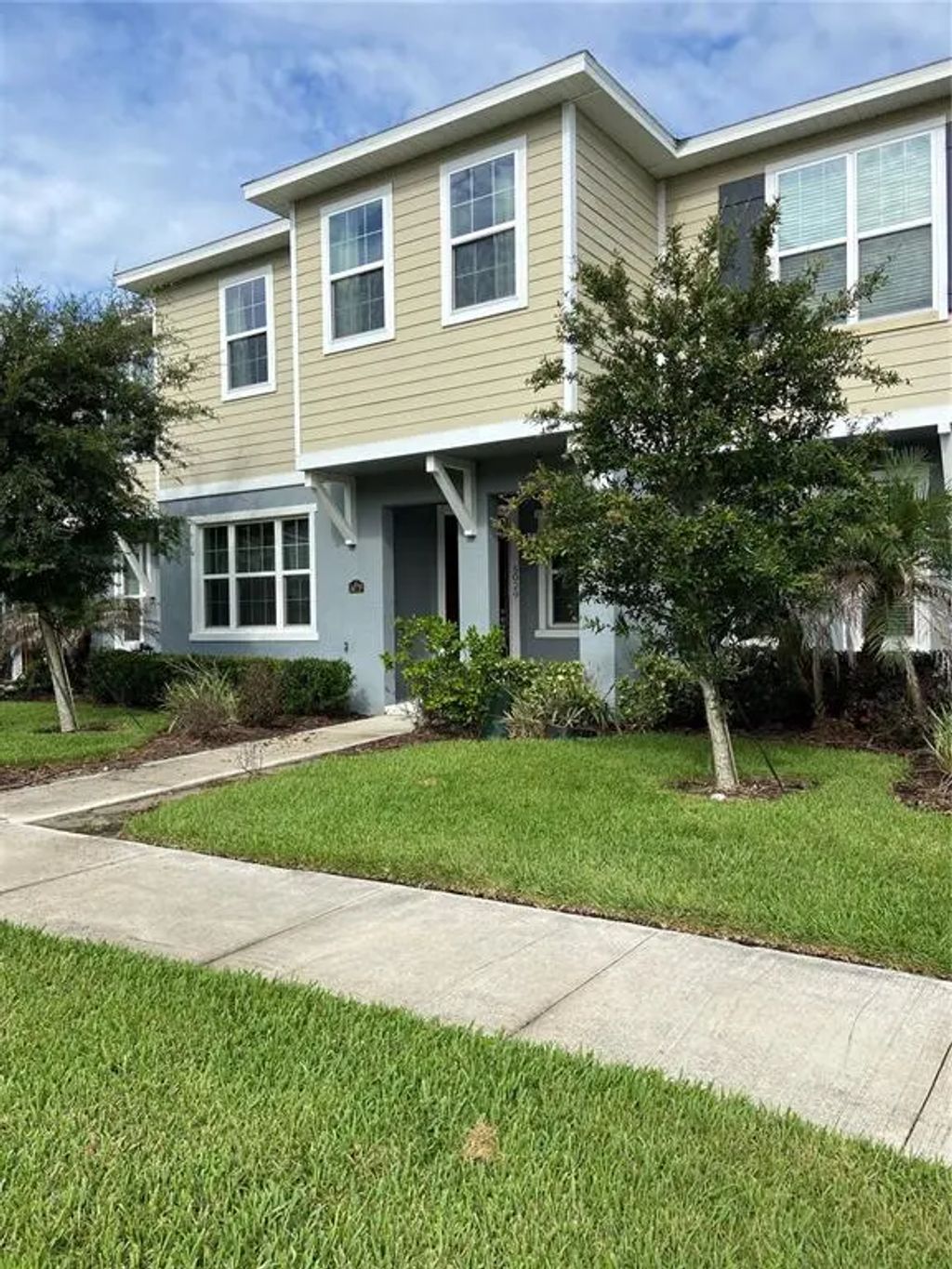 5029 Avalon Park Boulevard, WESLEY CHAPEL