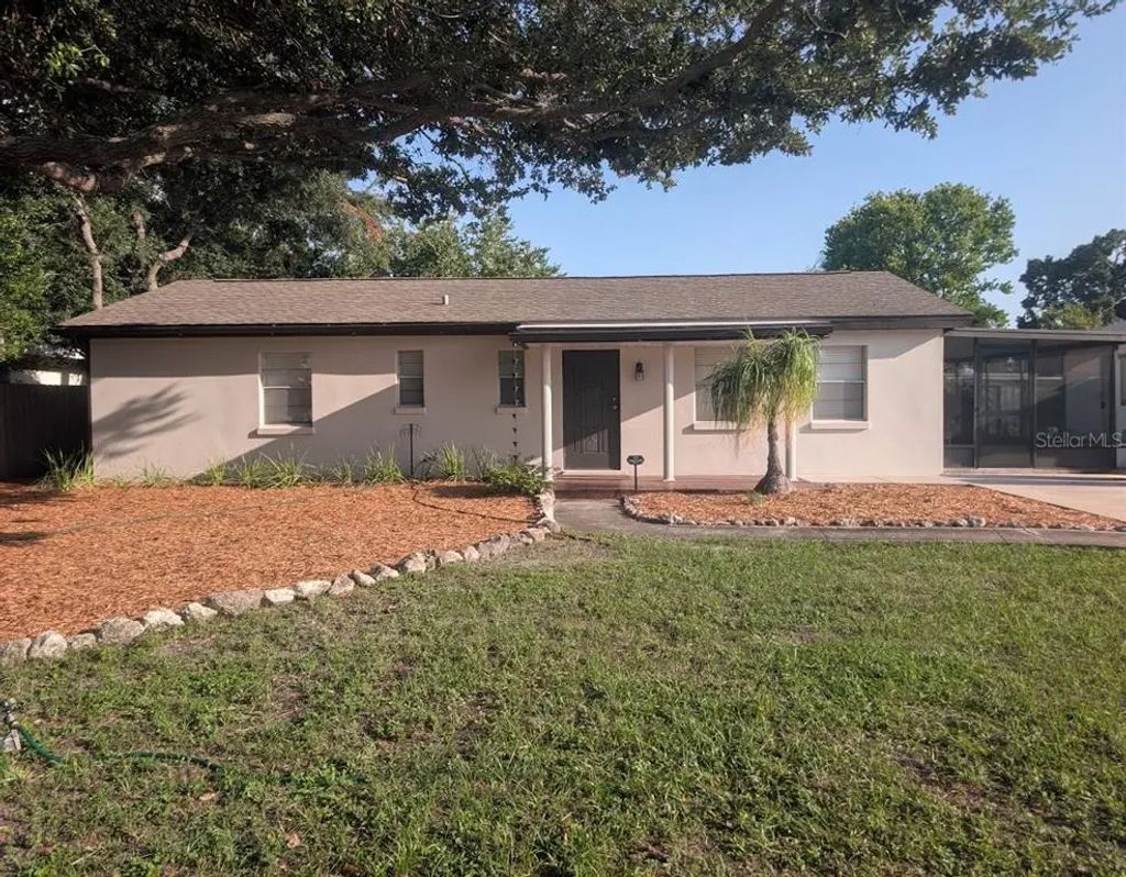 3902 W Paxton Avenue, TAMPA
