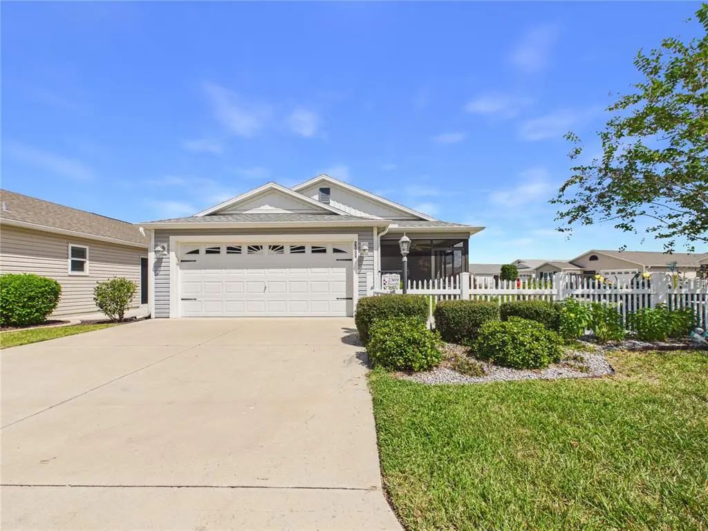 2369 Hill Street, THE VILLAGES