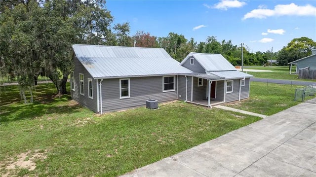 19402 E 5th Street, UMATILLA